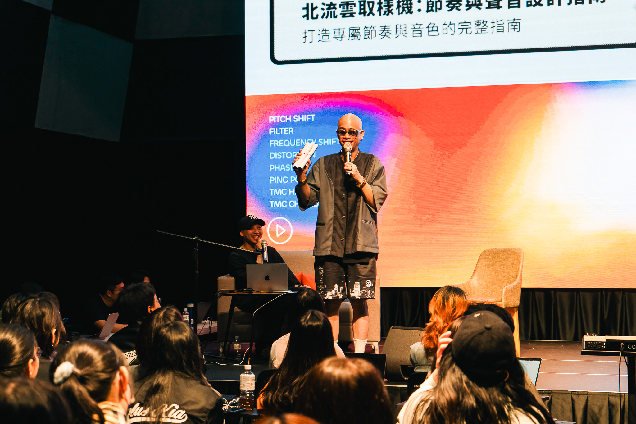 北流雲舉辦講座，邀請入圍金曲男歌手呂士軒分享創作靈感及心法