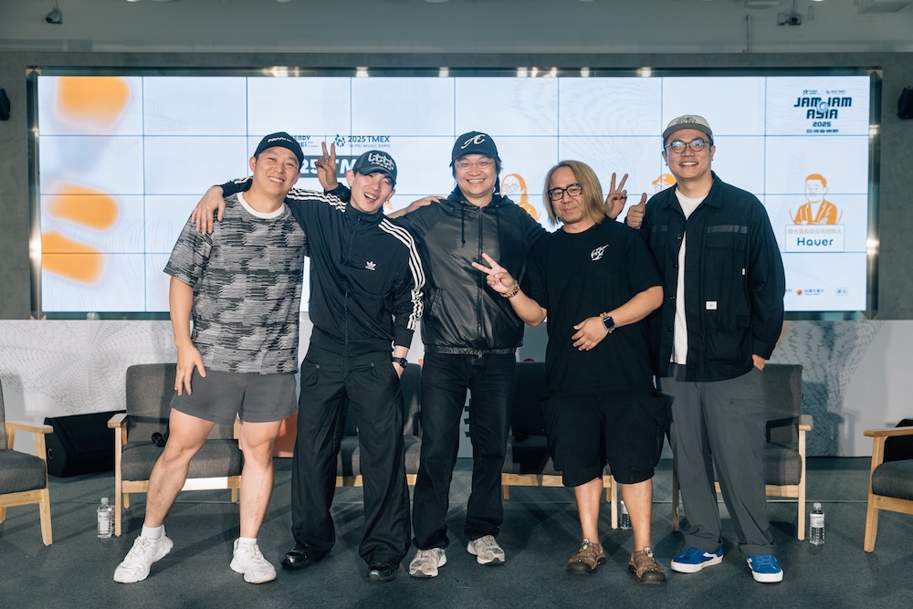 在 TMEX 中,北流以JAM JAM ASIA音樂節延續國際交流精神,更是舉辦聽團指南活動,邀請左起Hauer、米奇林、國國、老諾、達謙等五位策展人分享策展秘辛