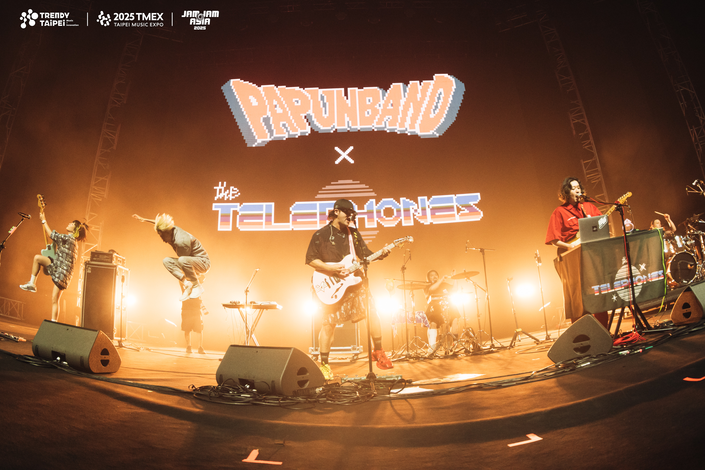 JAM JAM ASIA 表演嘉賓 怕胖團 X the telephones
