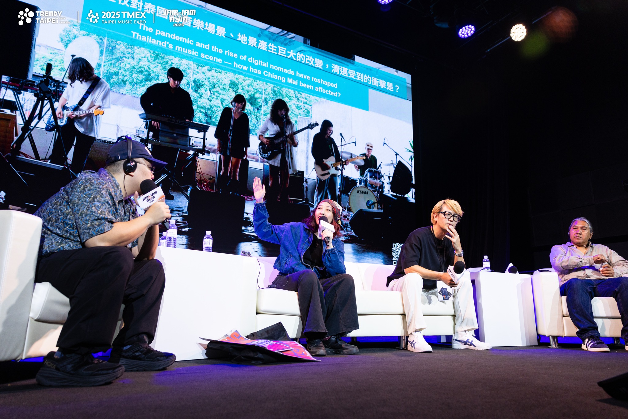 迪拉、泰國 TEMPO.wav 創辦人 Earng S Varinpramote、日本 Zepp New Taipei 總監 本多真一郎、印尼 Antida Music 創辦人 Anom Darsana(由左至右)