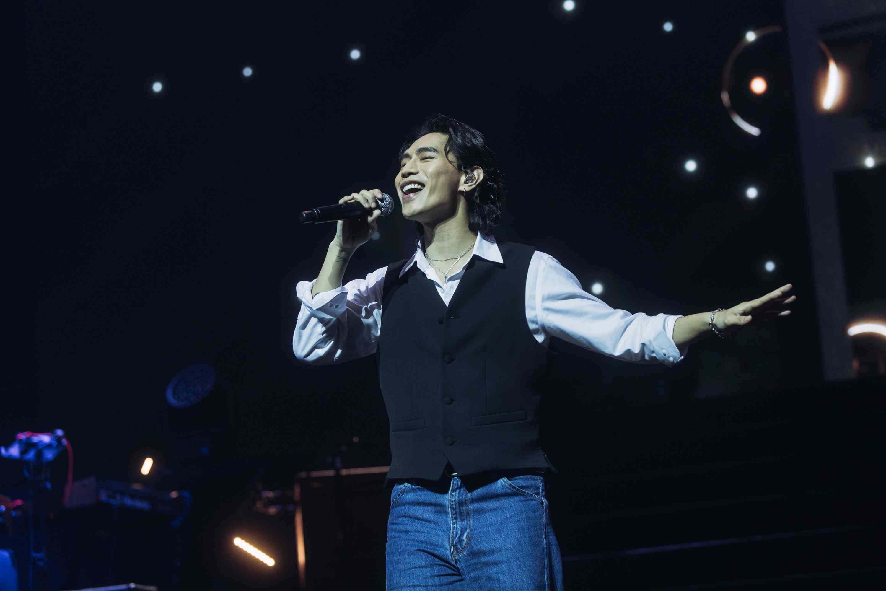 PoLin柏霖坦言為此次演出，還特別飛到英國閉關1個月磨練心性。圖/北流提供