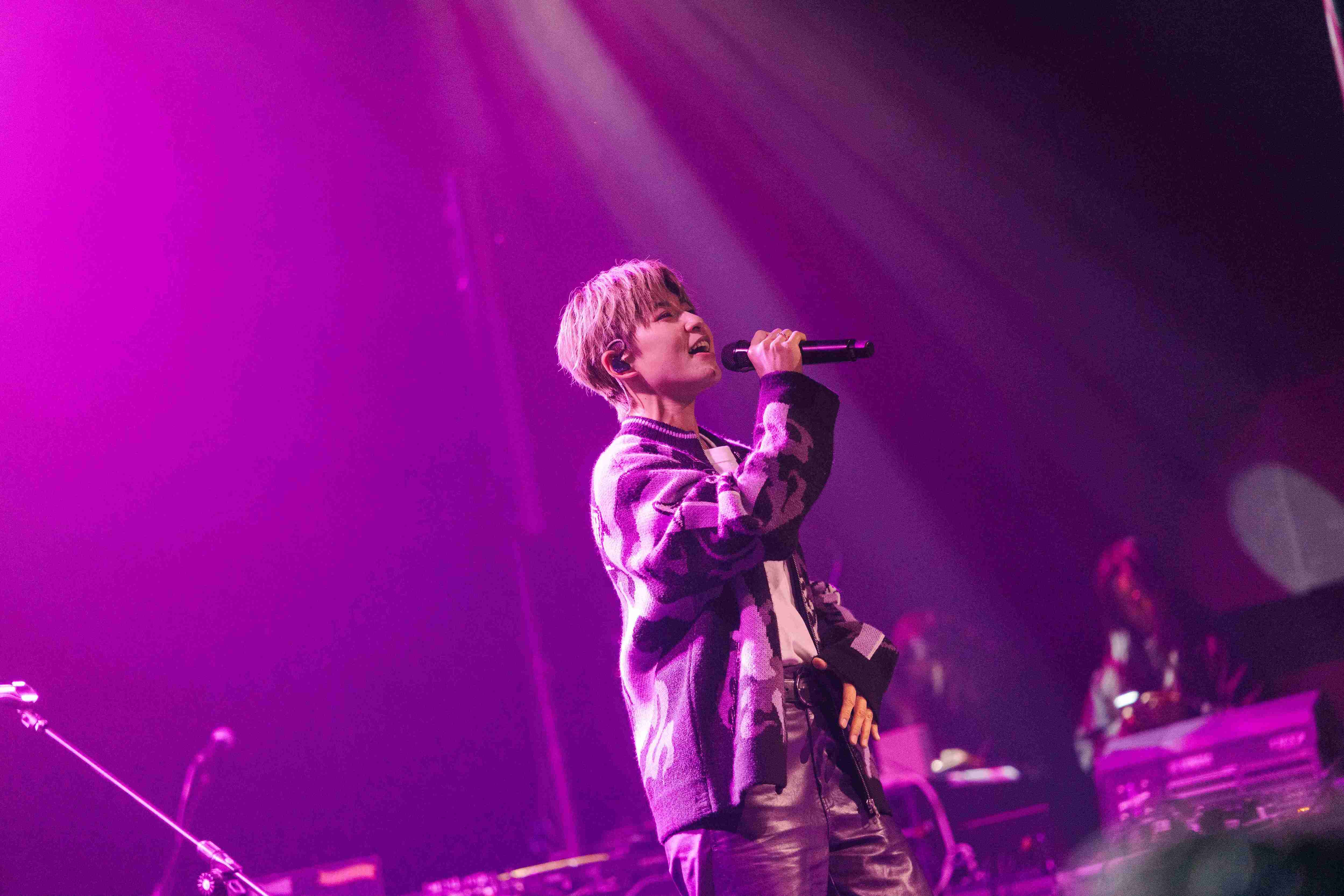 演唱會上半場由王彙筑以「冒險的旅程」為主題登場，展現細膩而富有層次的演出。圖／北流提供