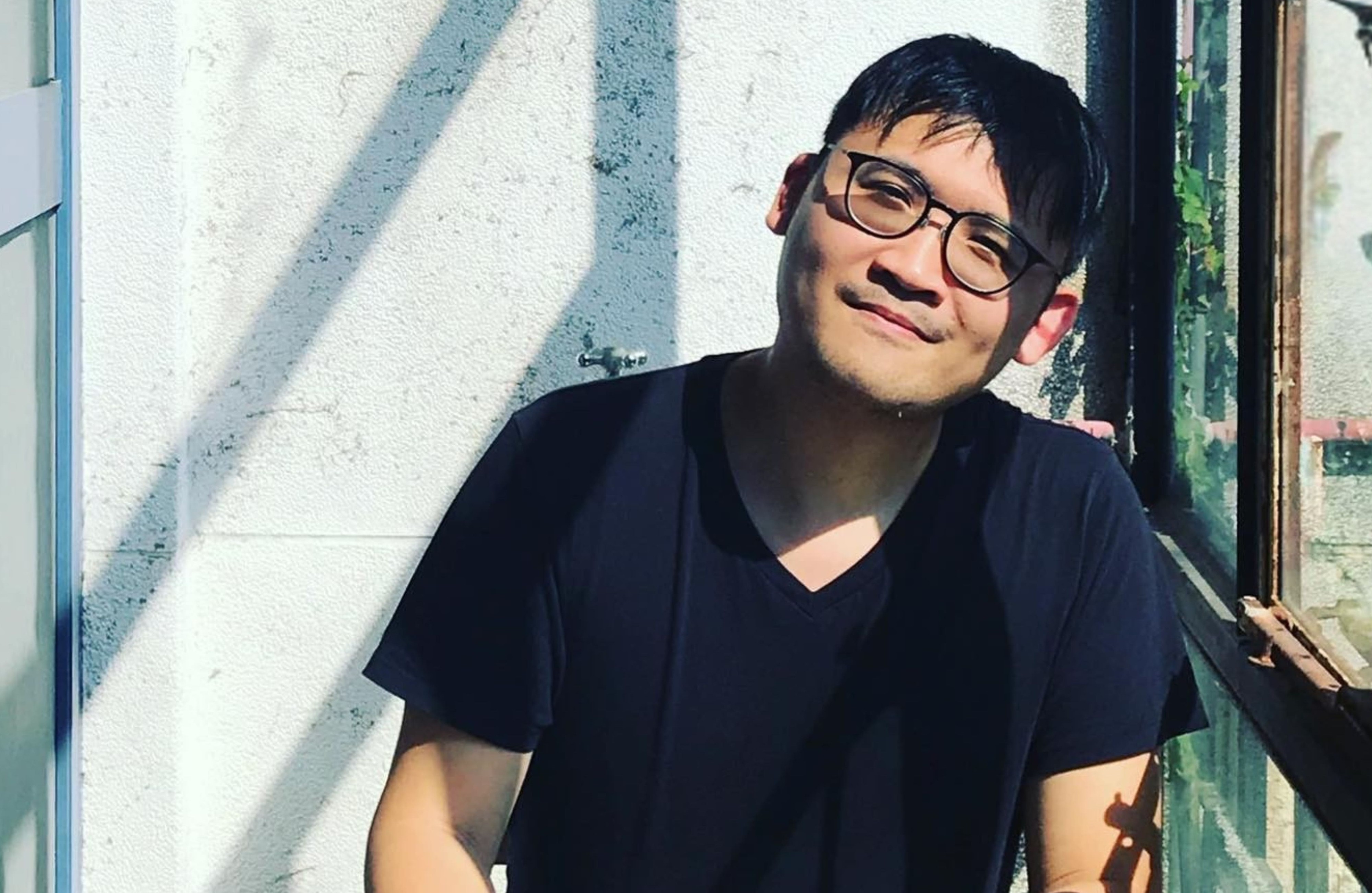 初選評審資深企劃戴居。